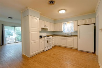 1820 W Esplanade Ave S, Metairie, LA 70005 - photo 6