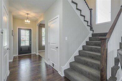 1404 SW Fairfax Rd, Lee's Summit, MO 64082 - photo 6