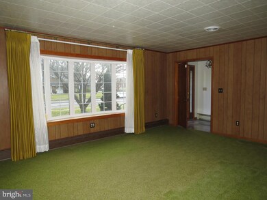 325 Glenwyn Dr, Littlestown, PA 17340 - photo 6