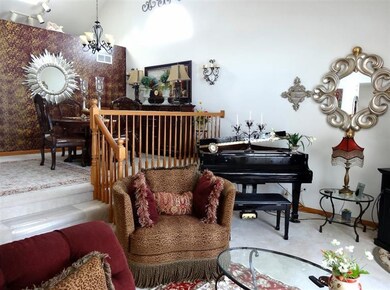 9254 Lane St, Merrillville, IN 46410 - photo 4