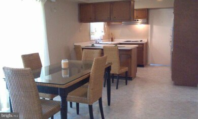 4902 Riverton Ln, Bowie, MD 20715 - photo 6