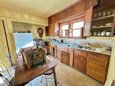 2519 N 66th St, Milwaukee, WI 53213 - photo 2