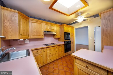 6831 Queens Ferry Rd, Baltimore, MD 21239 - photo 5