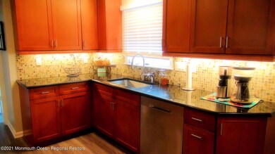 74 Deerfield Ln, Matawan, NJ 07747 - photo 7