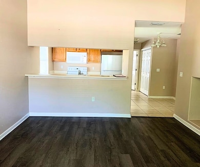 27 Guinevere Ln unit 27 A, Crawfordville, FL 32327 - photo 3