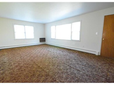 245 Pemberwick Rd, Greenwich, CT 06831 - photo 5