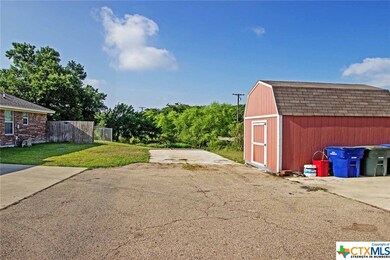 931 Mitchell Dr, Copperas Cove, TX 76522 - photo 4