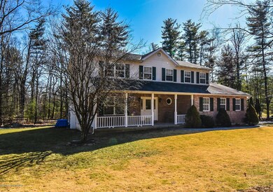 201 Tiger Lily Ln, Saylorsburg, PA 18353 - photo 4