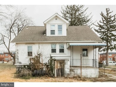 225 Lagrange Ave, Essington, PA 19029 - photo 2