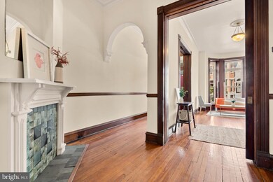 2133 Bolton St, Baltimore, MD 21217 - photo 6