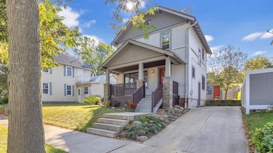 910 N 4th St, Sheboygan, WI 53081 - photo 2