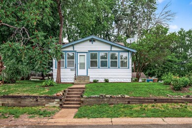 2015 Bush Ave E, Saint Paul, MN 55119 - photo 2