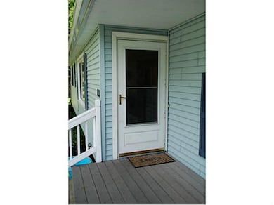 Exterior Front Welcome, come on in!  You ll find a