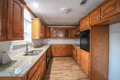 2213 Shady Brook Dr, Bedford, TX 76021 - photo 6