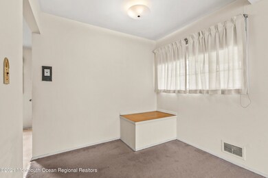 5 Wyoming Dr, Hazlet, NJ 07730 - photo 4