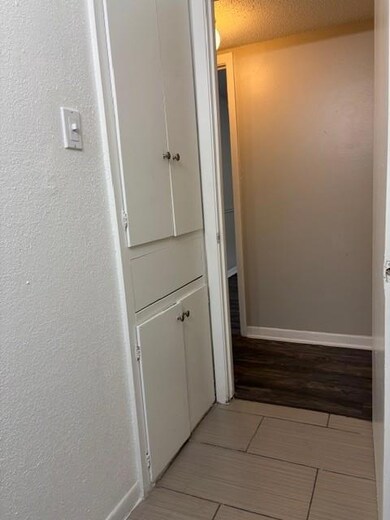 1302 Parker Ln unit 113, Austin, TX 78741 - photo 7