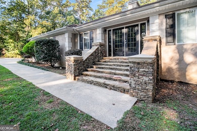 2185 Castle Lake Dr, Tyrone, GA 30290 - photo 5