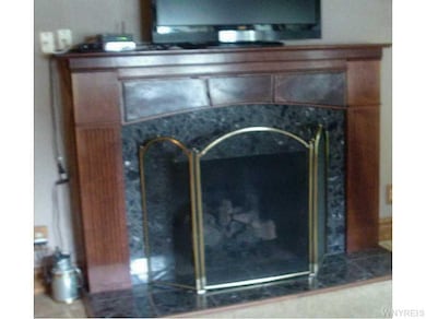 Living Room. Just right for winter nights.