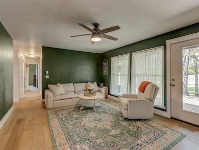 8417 Blackberry Ridge, Edmond, OK 73034 - photo 4