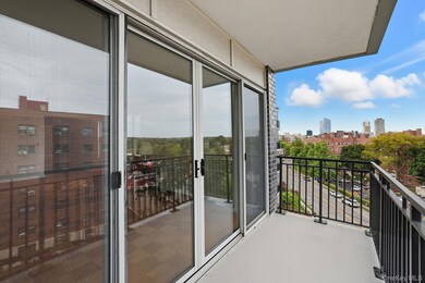 20 Old Mamaroneck Rd unit 6C, White Plains, NY 10605 - photo 4