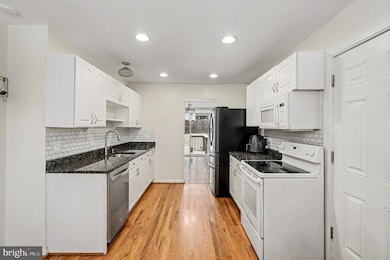 7609 Mulberry Bottom Ln, Springfield, VA 22153 - photo 7