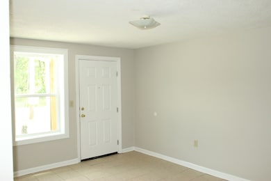 133 Cascade Ave unit 2, McMinnville, TN 37110 - photo 2