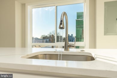 2517 N Hope St unit 5, Philadelphia, PA 19133 - photo 5