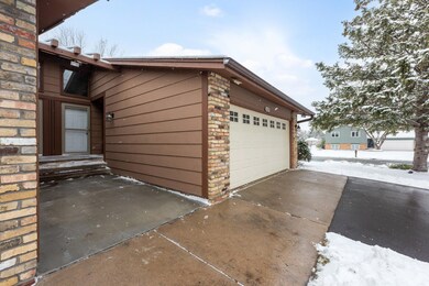 6239 Kirkwood Ln N, Maple Grove, MN 55369 - photo 2