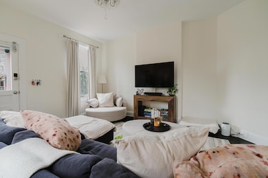 738 S. 5th St. - Living Room
