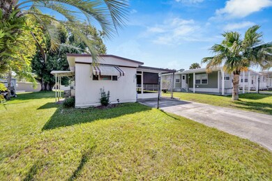 4908 Dove Dr, Zephyrhills, FL 33541 - photo 4