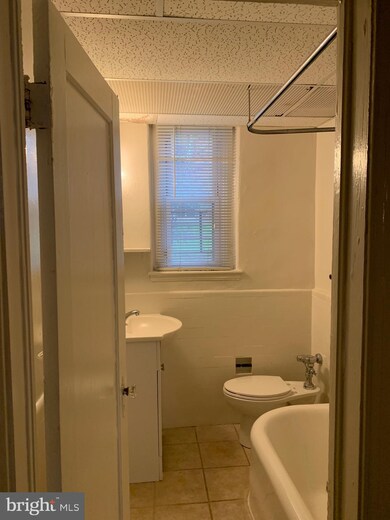 300a E University Pkwy unit G2, Baltimore, MD 21218 - photo 6