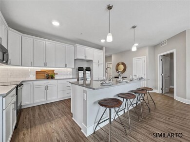 Aventura unit 207, West Des Moines, IA 50266 - photo 4