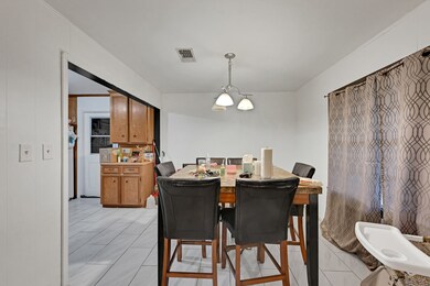 1512 West St, Rosenberg, TX 77471 - photo 5