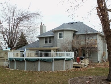 855 Michael Dr, Morris, IL 60450 - photo 2