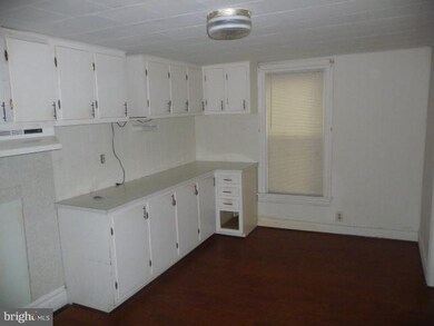 237 Hamilton Ave, Waynesboro, PA 17268 - photo 4