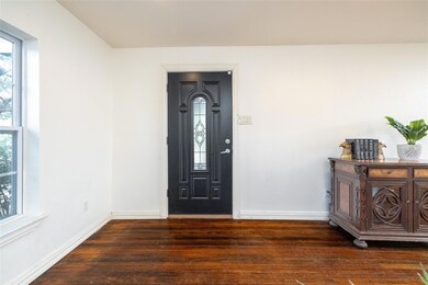 713 W Spring St, Weatherford, TX 76086 - photo 3