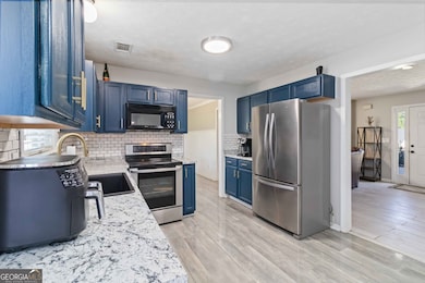 410 Tori Dr, Winder, GA 30680 - photo 7