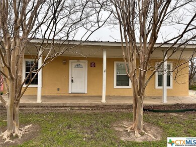 3340 Dacy Ln unit 3, Kyle, TX 78640 - photo 2