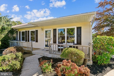 304 Crestview Ct, Westminster, MD 21158 - photo 2