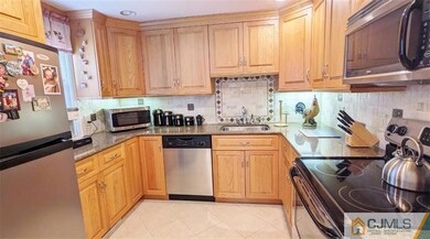 1 Old Nassau Rd unit 1B, Monroe Township, NJ 08831 - photo 4