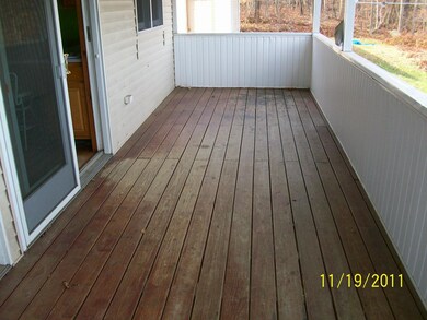 2ND story deck
