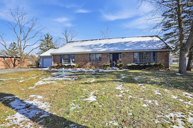 5441 N Kenmore Rd, Indianapolis, IN 46226 - photo 2