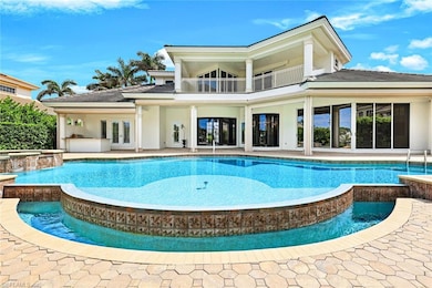 384 Mooring Line Dr, Naples, FL 34102 - photo 5