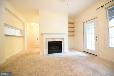 46614 Drysdale Terrace unit 100, Sterling, VA 20165 - photo 3