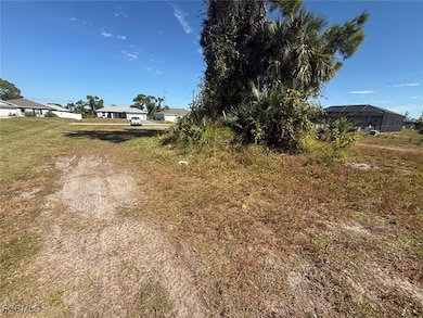 1516 NE 36th St, Cape Coral, FL 33909 - photo 7