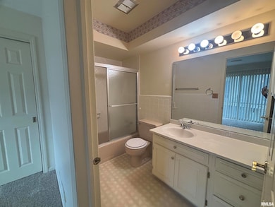 920 17th St, Moline, IL 61265 - photo 7