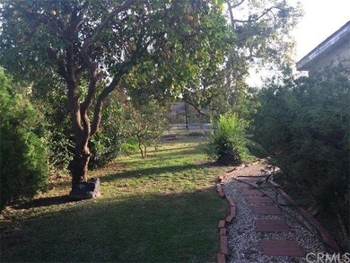 2026 E 122nd St, Compton, CA 90222 - photo 5