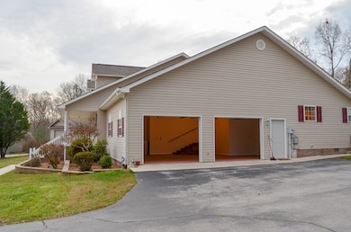 170 Pin Oak Ln, Crossville, TN 38555 - photo 4