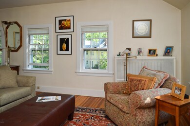 323 Riversville Rd, Greenwich, CT 06831 - photo 3