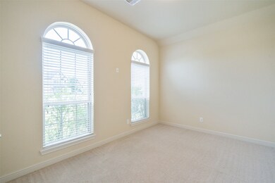 16702 E Whimbrel Cir, Conroe, TX 77385 - photo 4